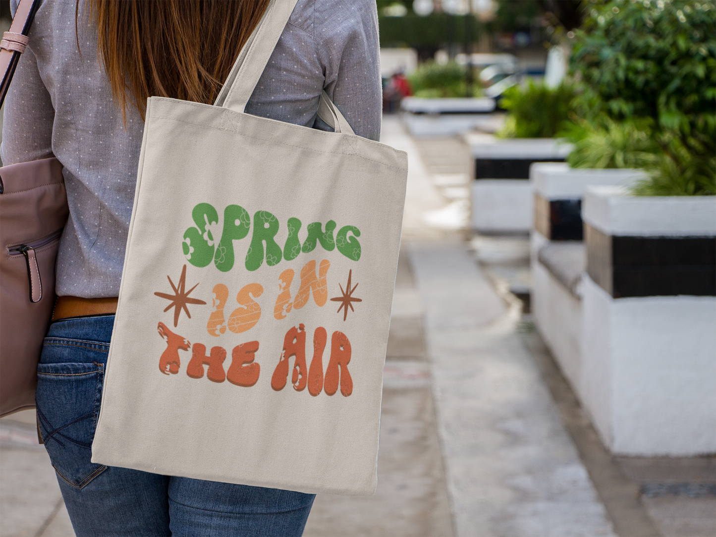 "Spring is in the air" Tote Bag